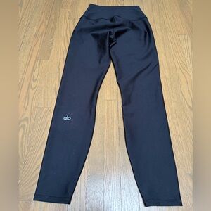 Alo 7/8 high waist airlift legging.